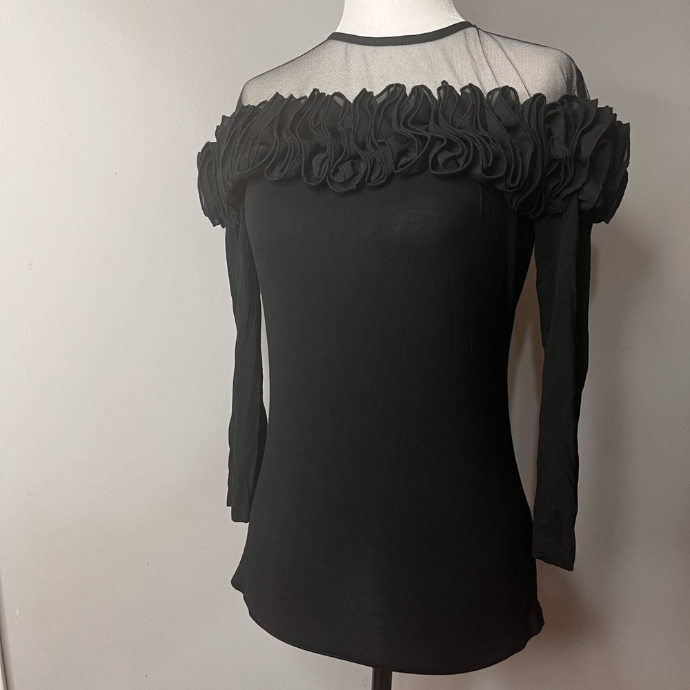 NWOT Garcia Womans Ruffled Sassy Top!!